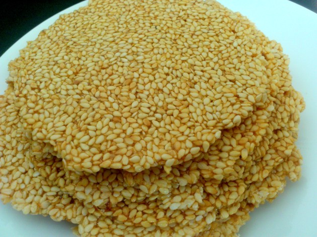 Til Papdi (Caramelized Sesame Seeds)